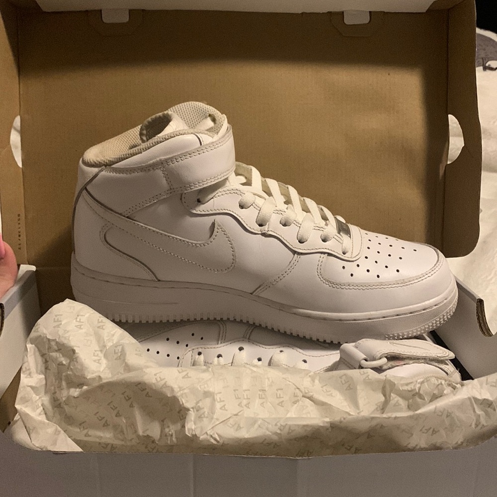 Nike WMNS Air Force 1
